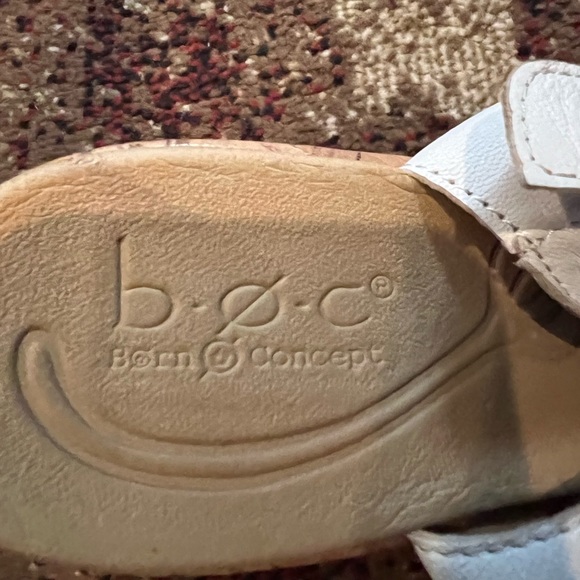 BOC White leather sandals - Picture 5 of 5